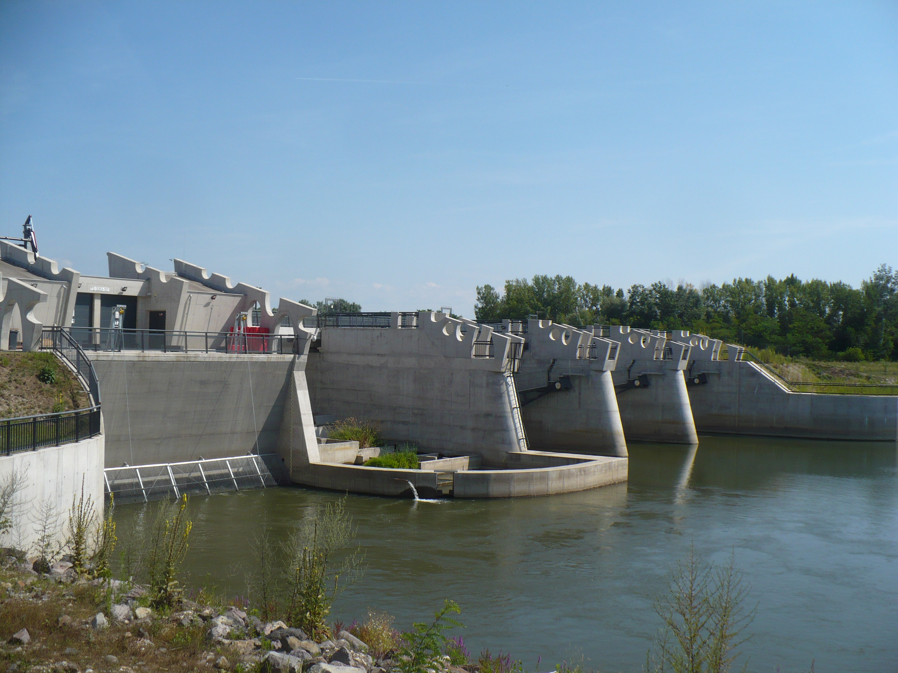 Hydro power plant Želiezovce